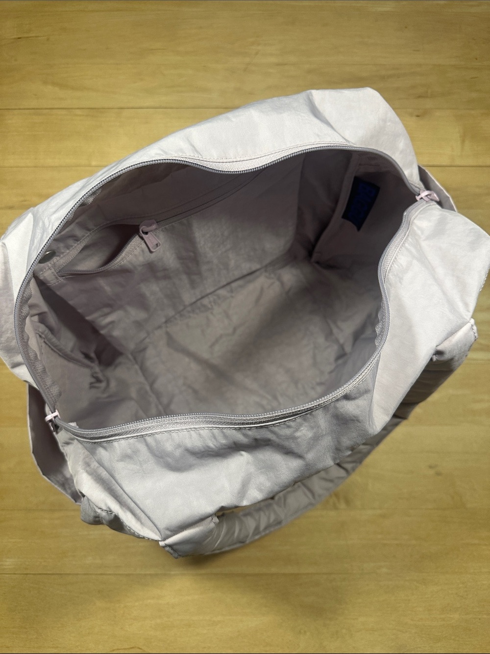 BAGGU Small Cloud Carry-On Bag - Picture 7 of 14